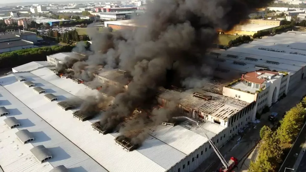 Çerkezköy\'de Tekstil Fabrikasında Yangın