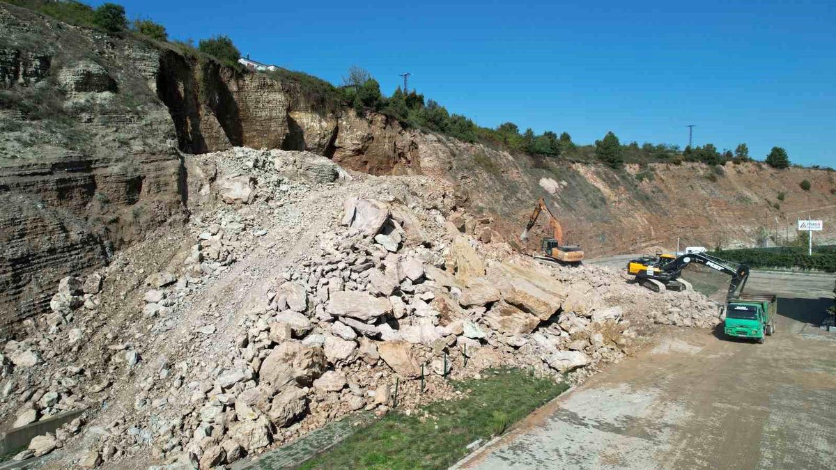 Zonguldak\'ta Heyelan Faciası Önledi