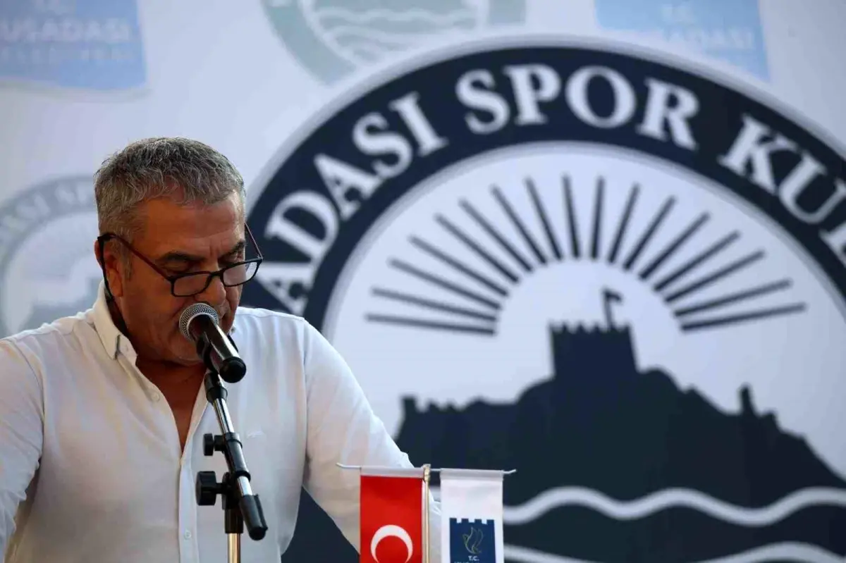 Kuşadasıspor'da Teknik Direktör Değişimi