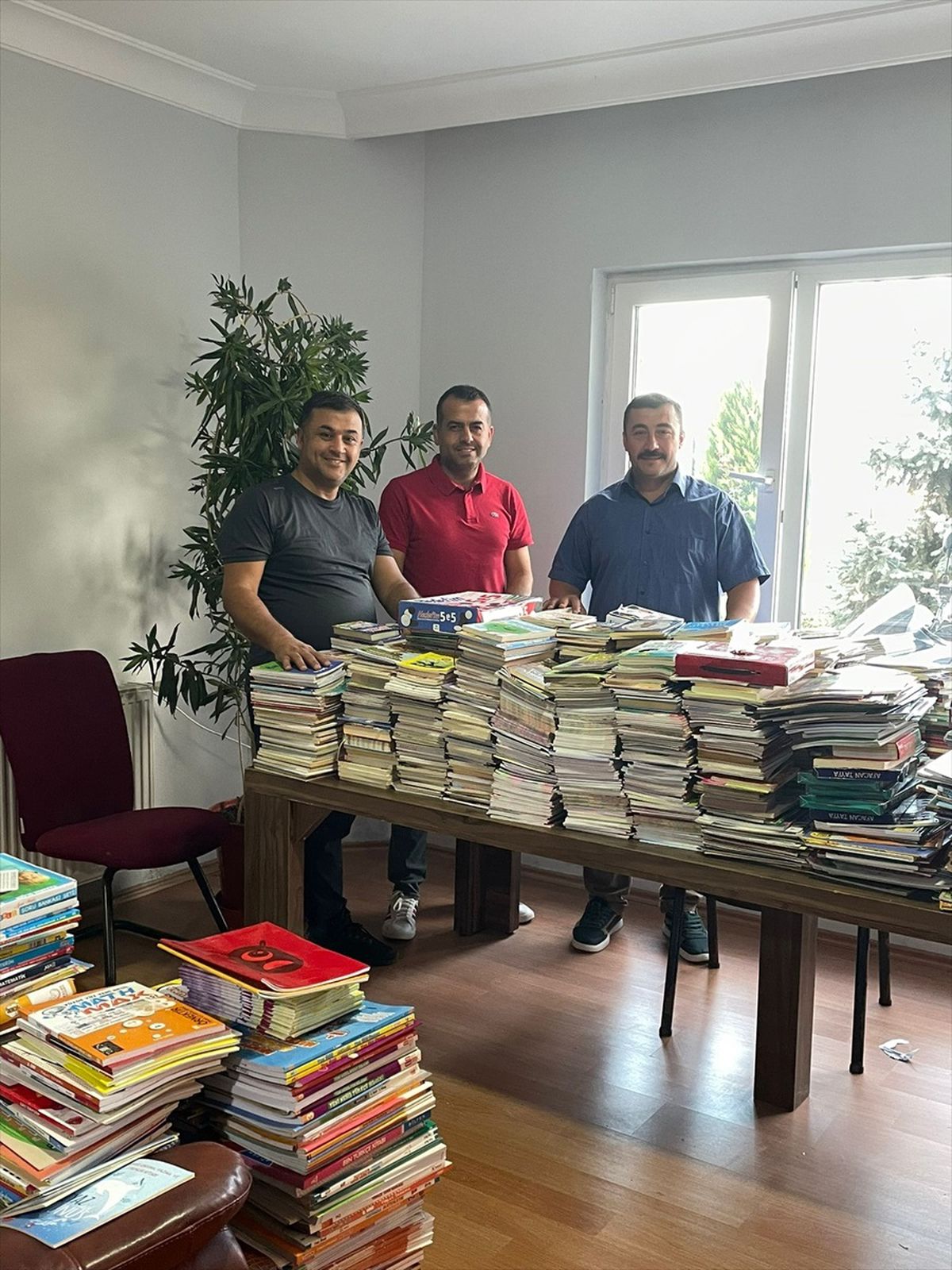 Hatay\'a 30 Bin Kitap Gönderildi