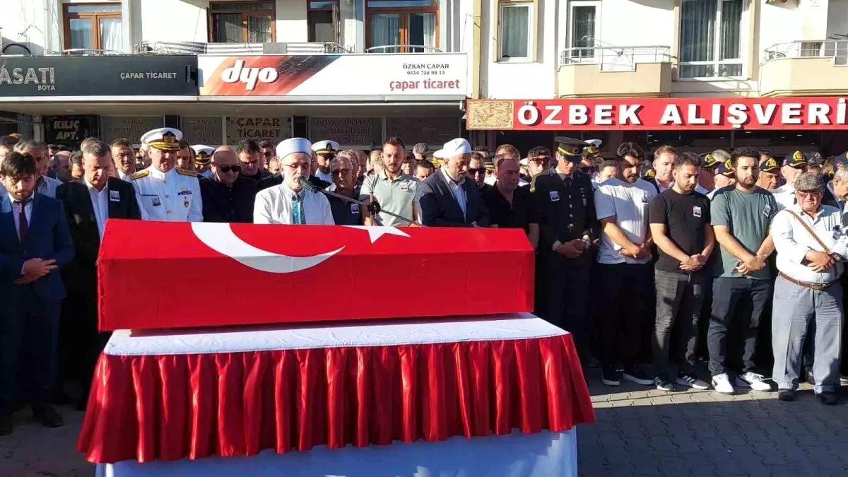 Şehit Piyade Uzman Çavuş Burak Geniş memleketi Yenice\'de toprağa verildi