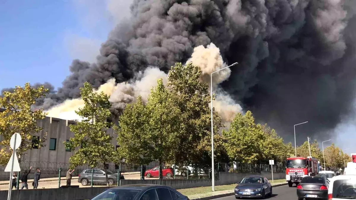 Çerkezköy\'de Fabrika Yangını