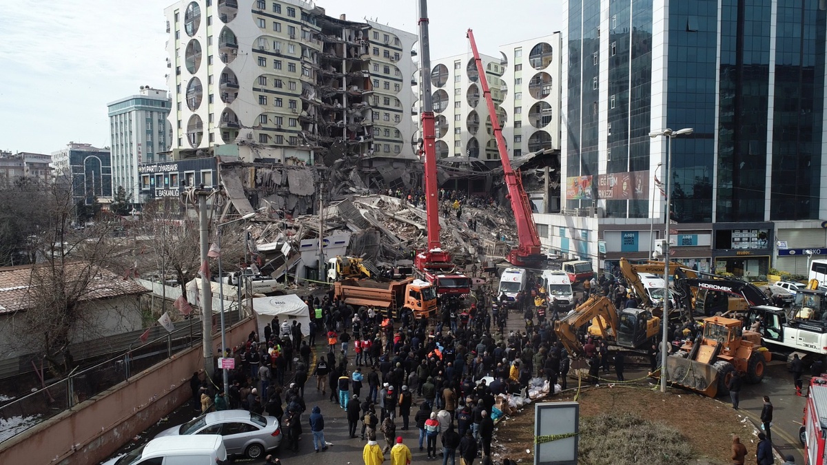 89 kişinin öldüğü Galeria Sitesi için yerinde dönüşüm kararı alındı; ismi yaşatılacak