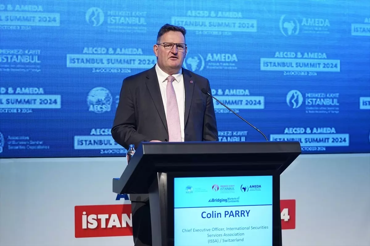 İstanbul\'da Finans Zirvesi: Risk Yönetimi ve Çözüm Önerileri