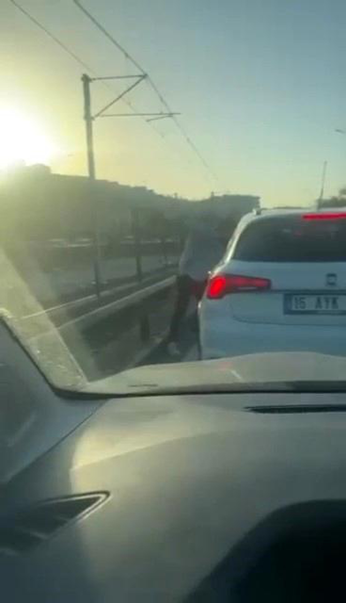 Bursa\'da Yumruklu Yol Verme Kavgası