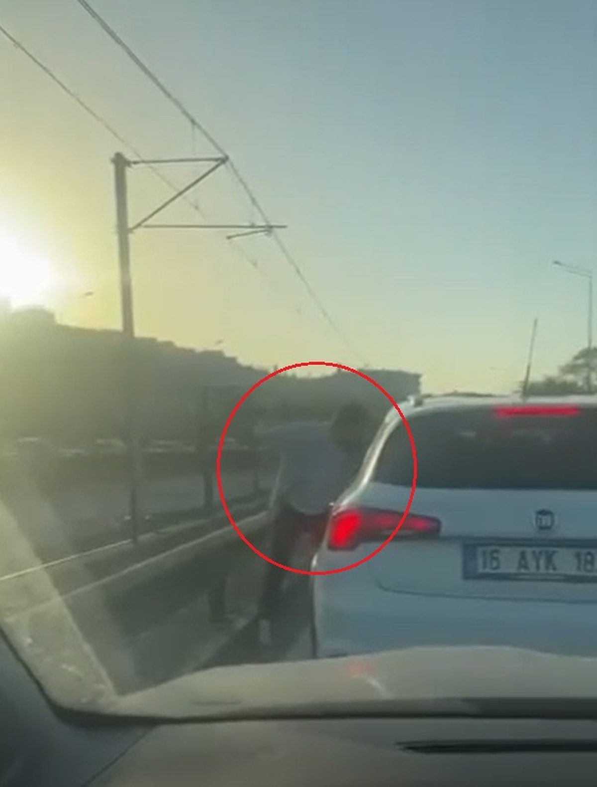 Bursa\'da Trafikte Yumruklu Kavga