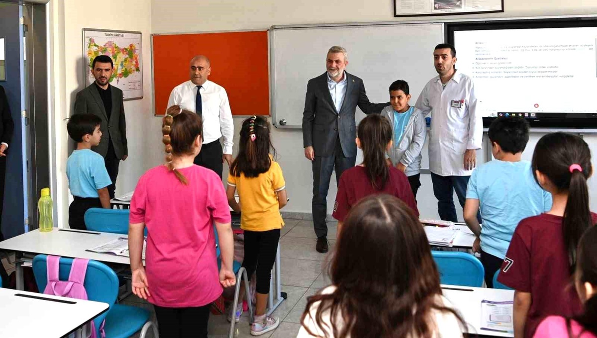 "Çocuklarımızın Ellerini Asla Bırakmayacağız"