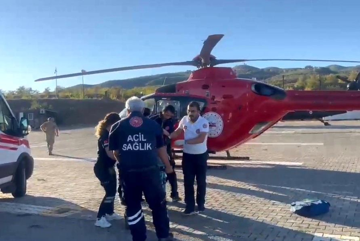 Tunceli\'de Dağda Düşen Kadın Hava Ambulansıyla Kurtarıldı