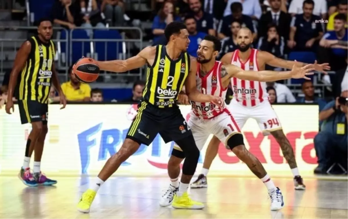 Fenerbahçe EuroLeague\'e Galibiyetle Başladı