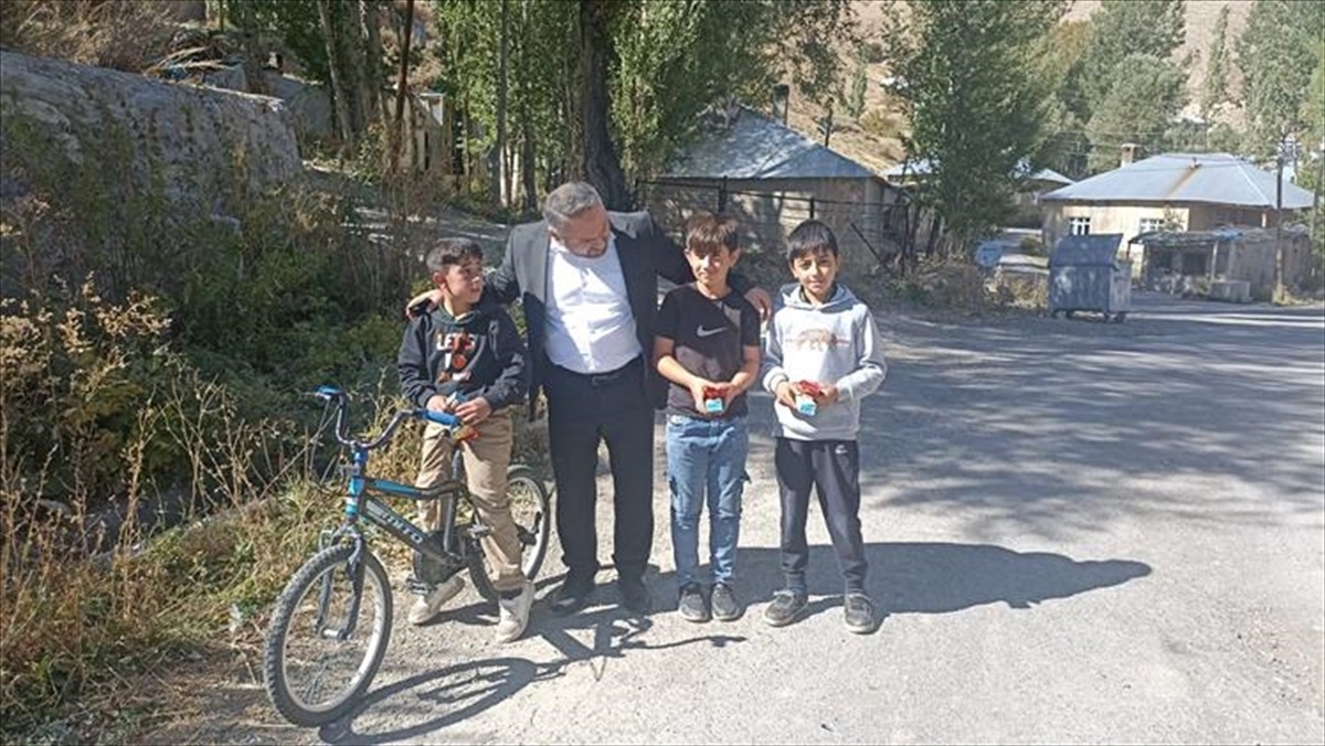 Hakkari Müftüsü\'nden Köy Ziyaretleri