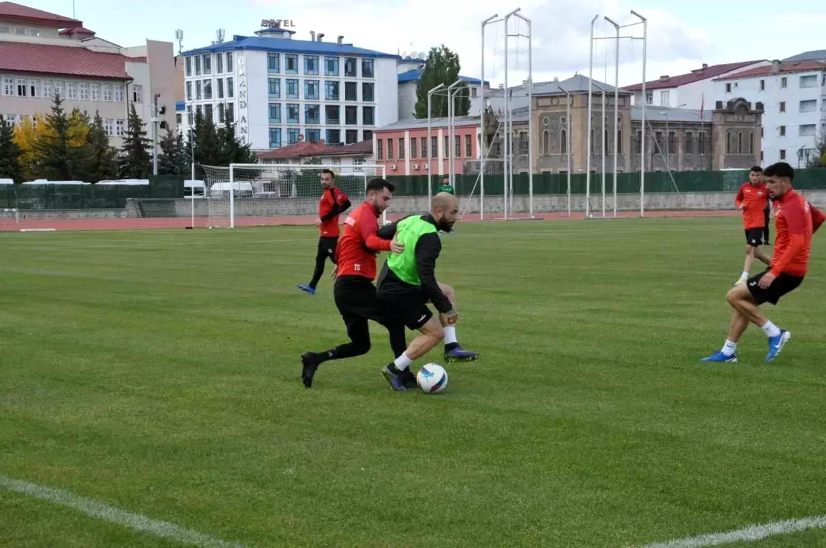 Kars 36 Spor\'da hedef 3 puan!