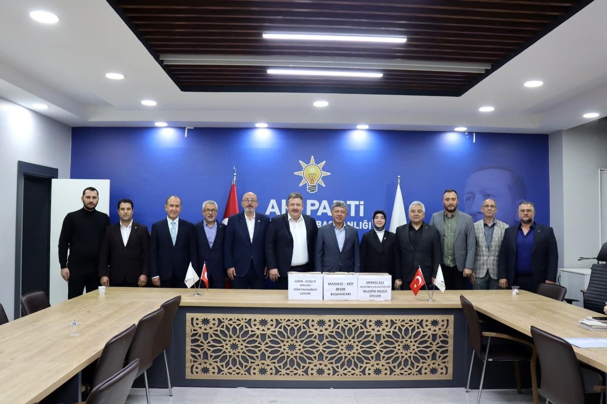 Kütahya\'da AK Parti Temayül Yoklaması Yapıldı