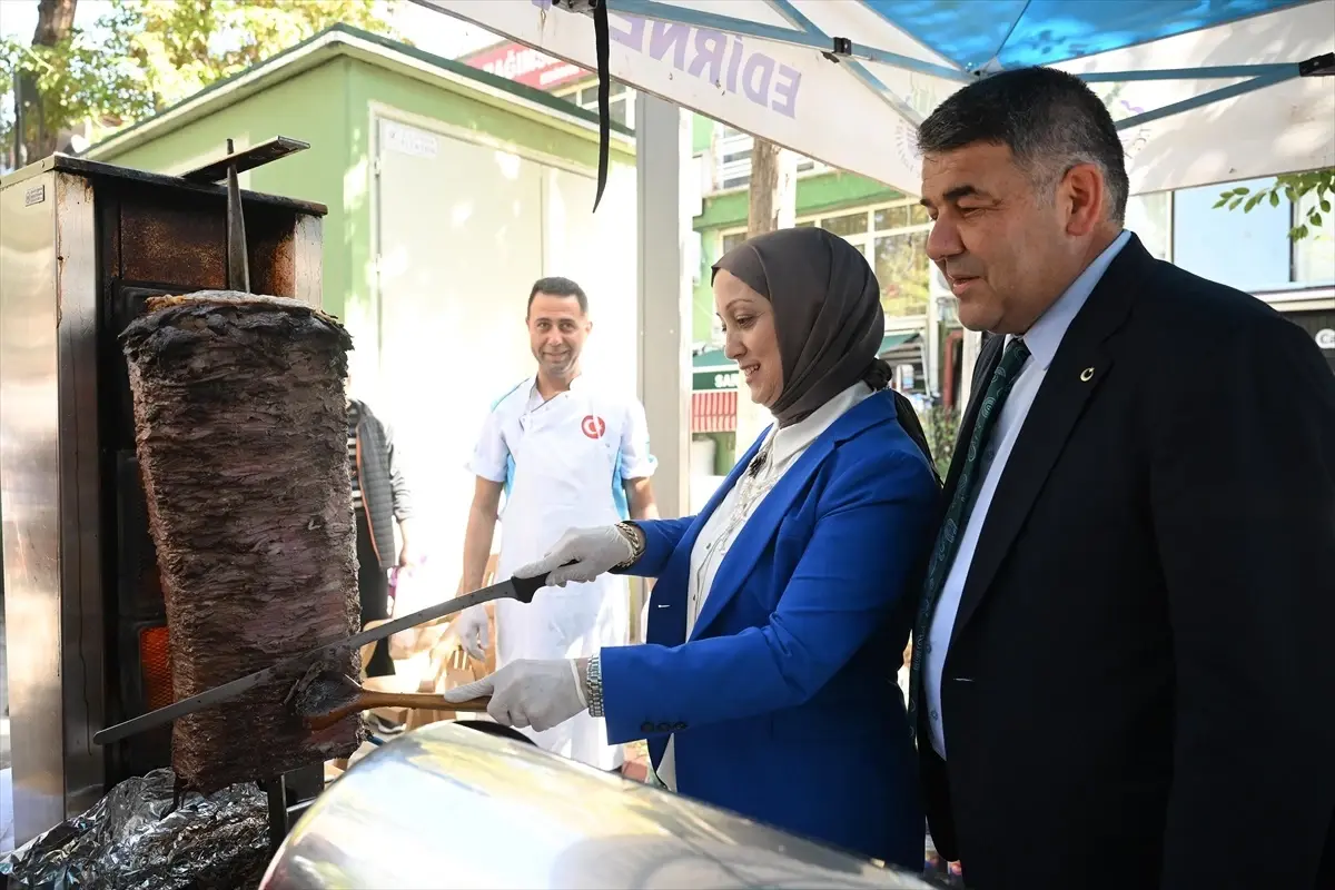 Edirne\'de Polis Eşleri Kermesi Düzenlendi