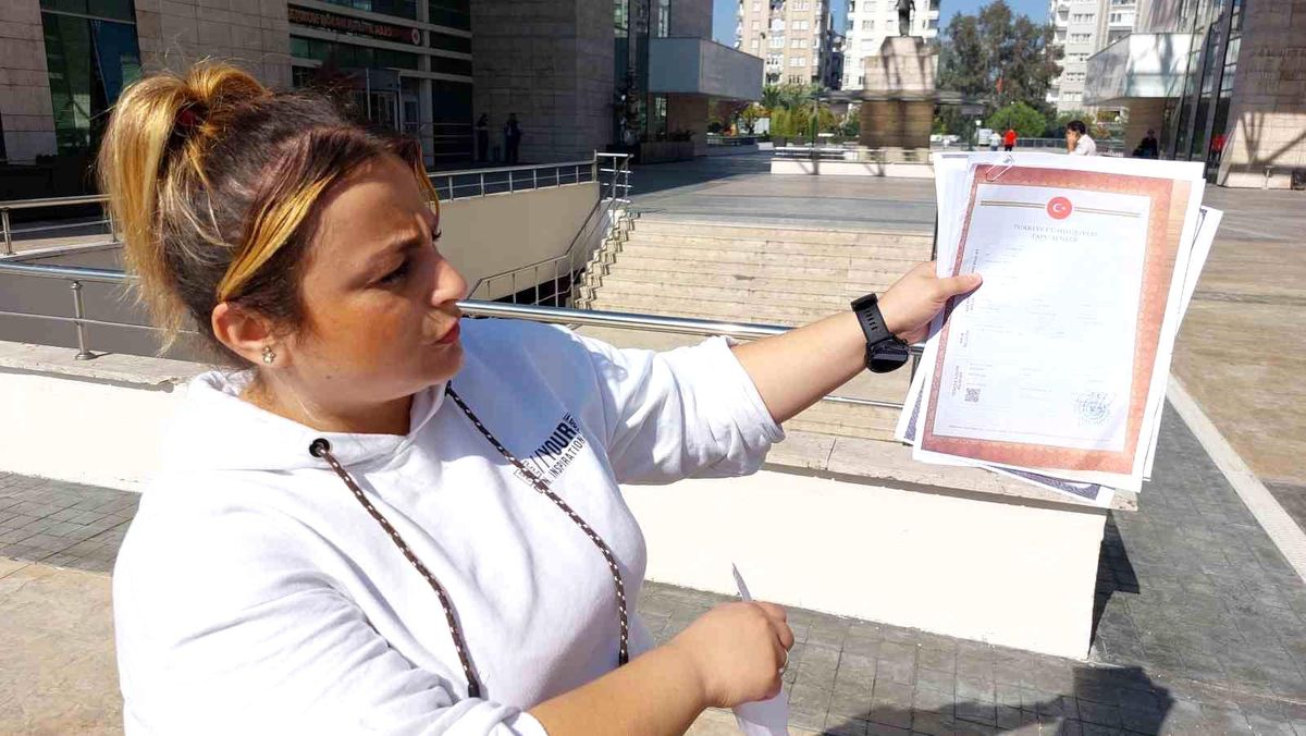 Samsun\'da Kadın Dolandırıcılık İddiasıyla Suç Duyurusunda Bulundu
