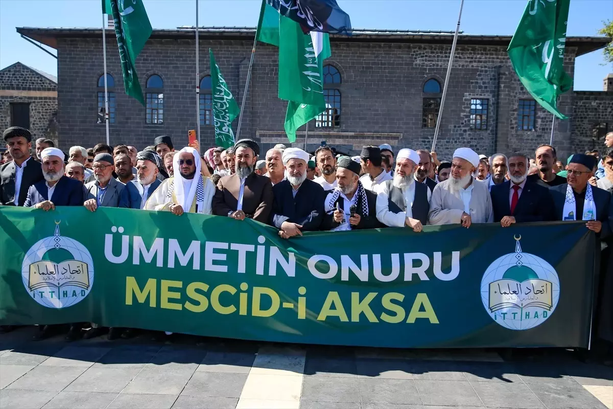 Diyarbakır\'da Gazze İçin Protesto