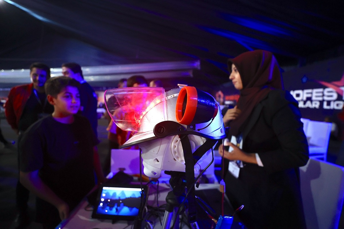 Akıllı Kask Sistemi TEKNOFEST\'te Birinci Oldu