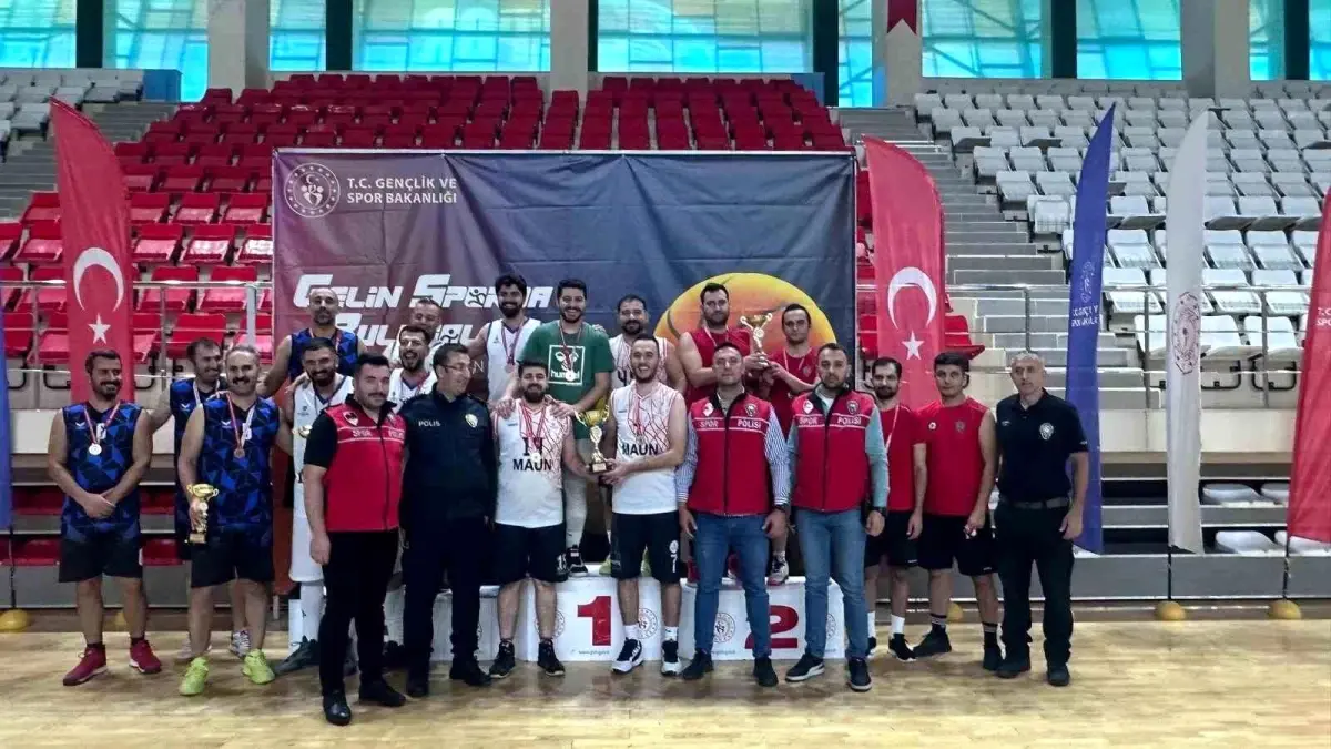 Kamu Spor Oyunları 3x3 Basketbol Turnuvası\'nda Muş Alparslan Üniversitesi Şampiyon