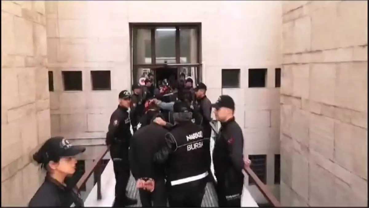 Bursa\'da Büyük Uyuşturucu Operasyonu