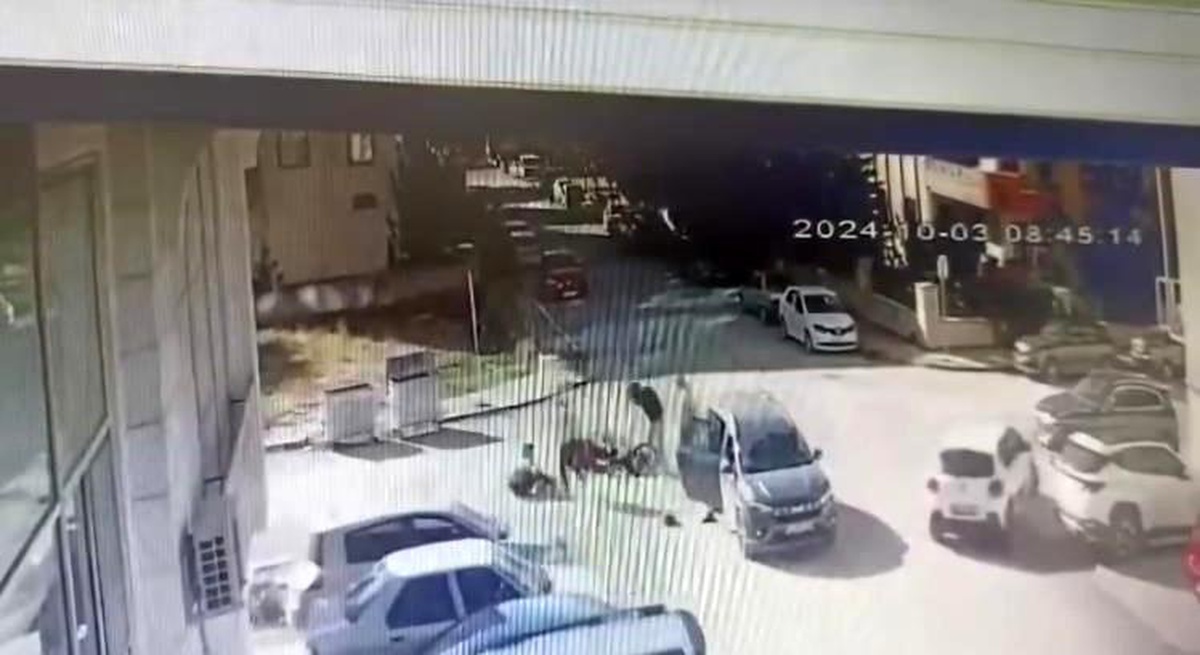 Elazığ\'da Motosiklet ile Araç Çarpıştı