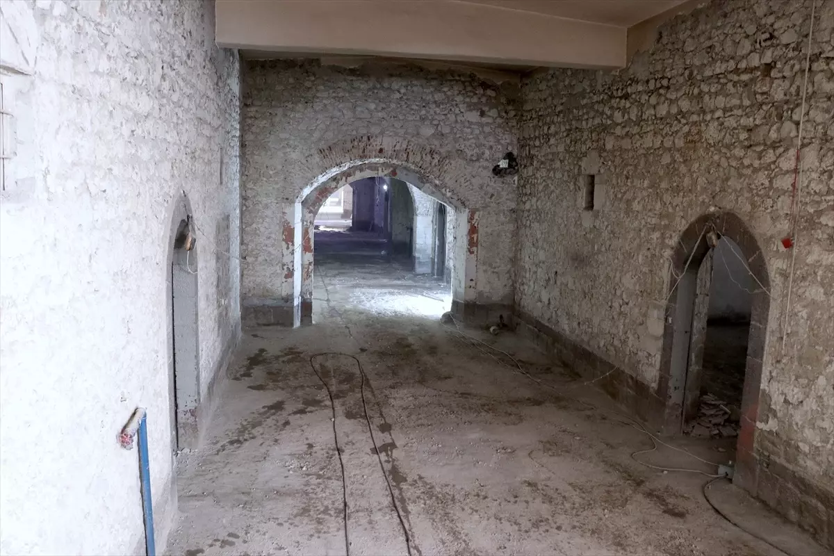 Erzurum\'da Taş Ambarlar Restorasyonu Başladı