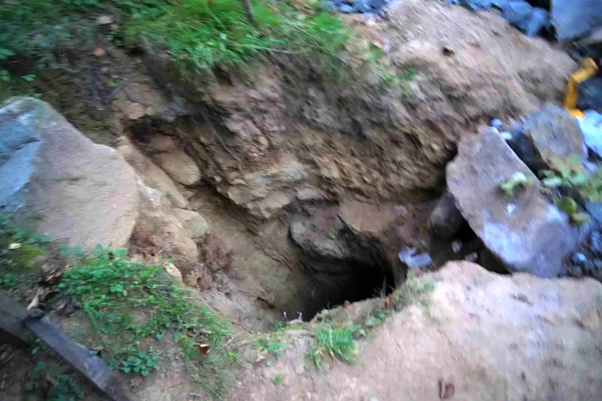 Samsun\'da Define Ararken Metan Gazı Felaketi: 1 Ölü, 1 Yaralı