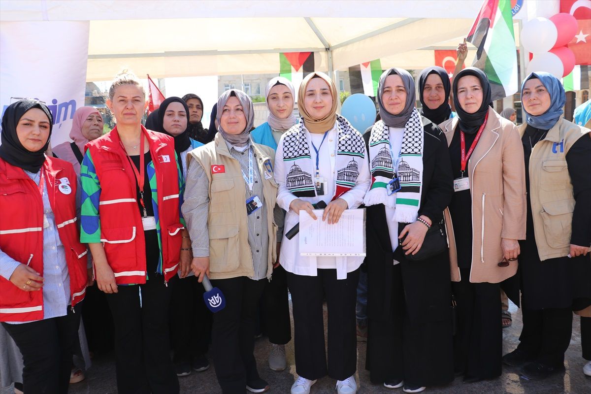 Kahramanmaraş, Malatya ve Kilis\'te çocuklar Filistin\'e destek için resim çizdi