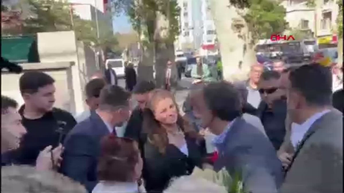 Bakan Tekin Kayseri\'de Ziyaretlerde Bulundu