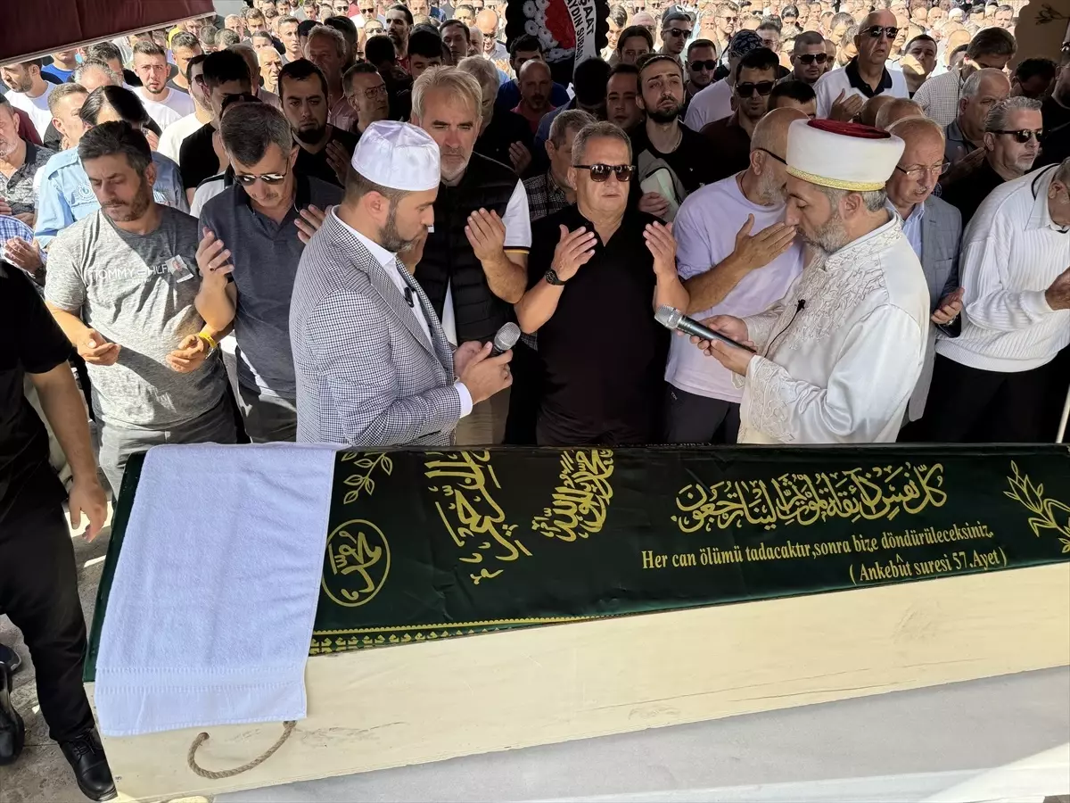 Tekirdağ\'da Silahlı Saldırı: Barkın Percin Defnedildi