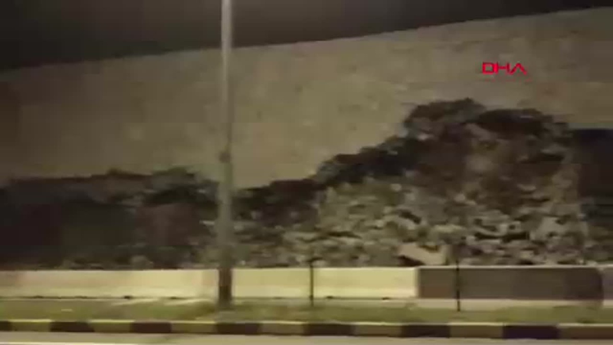 Ereğli\'de İstinat Duvarı Çöktü