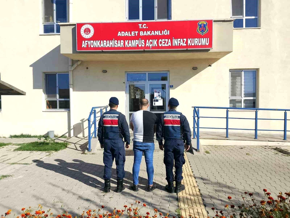 Aranan Şahıs Afyonkarahisar\'da Yakalandı