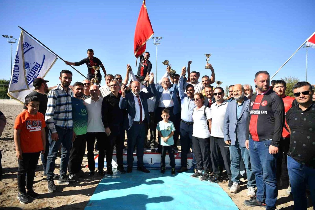 Kayseri\'de Atlı Cirit 1. Lig Müsabakaları Ödül Töreni Gerçekleştirildi