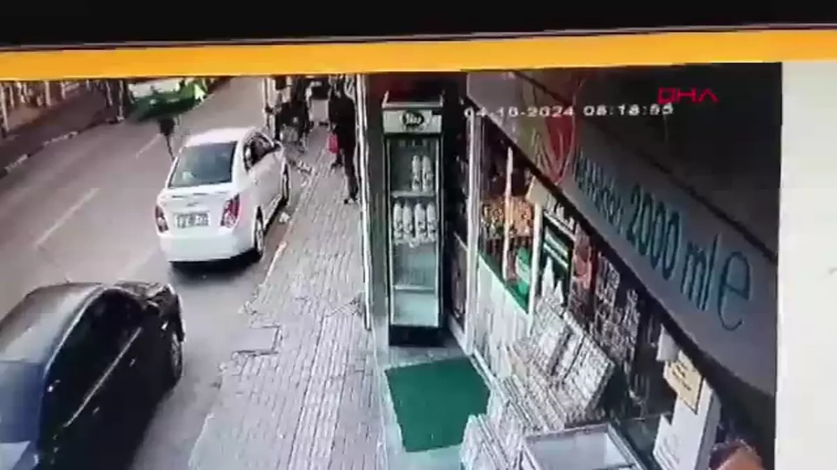 Bursa\'da Otobüs Kazası: Kadın Ağır Yaralandı