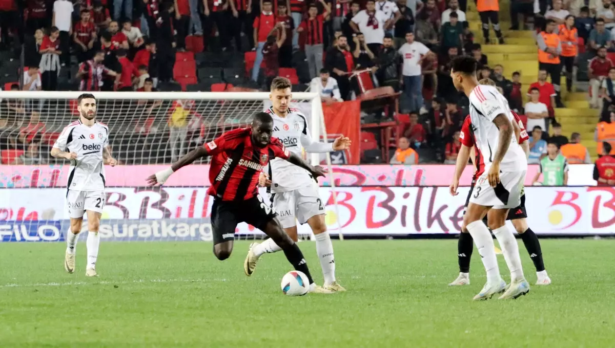 Beşiktaş ve Gaziantep FK 1-1 Beraberlik