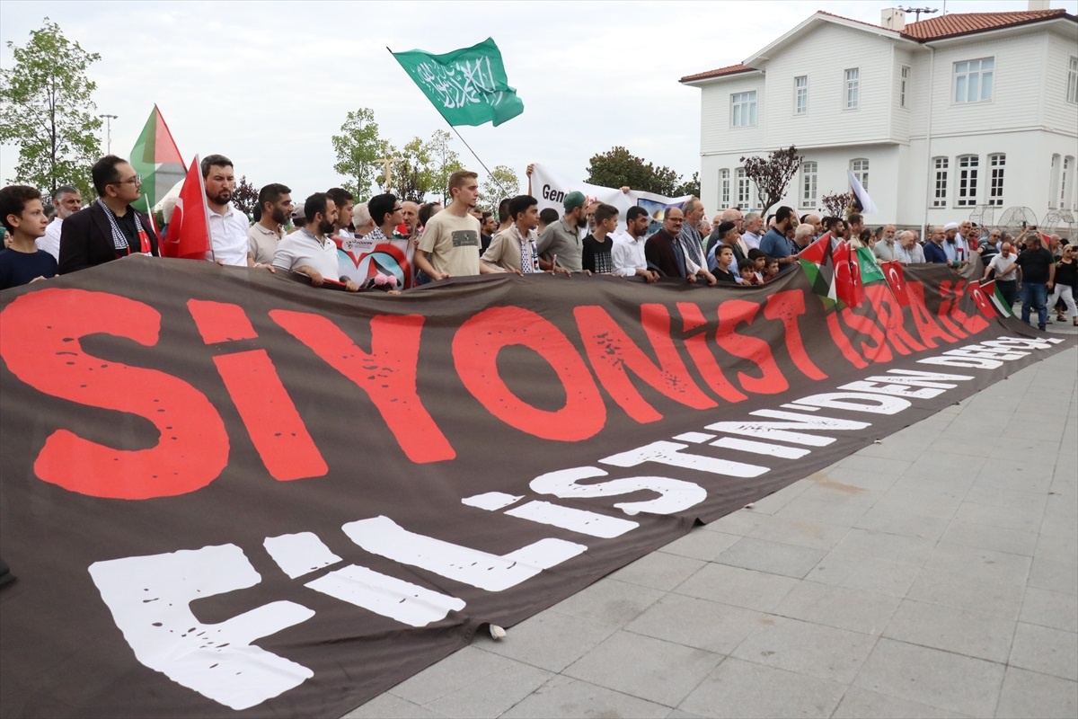 Yalova\'da Gazze Protestosu
