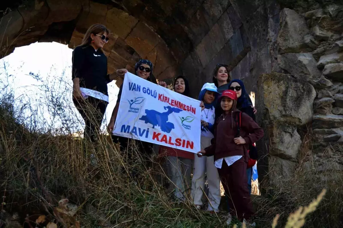 Kadınlar 20 Km Doğa Yürüyüşü Yaptı