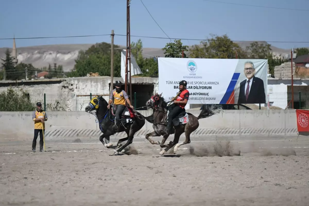 Kayseri\'de Atlı Cirit Ligi Tamamlandı