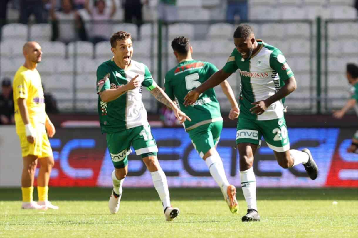 Konyaspor, Eyüpspor'u sahasında 2-1 yendi