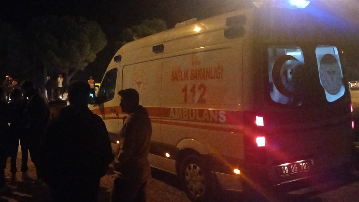 Menteşe\'de Trafik Kazası: Kadın Hayatını Kaybetti