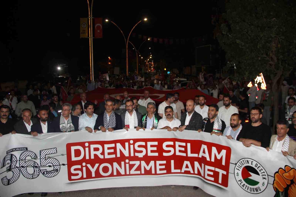 Şırnak\'ta Gazze İçin Destek Gösterisi Düzenlendi