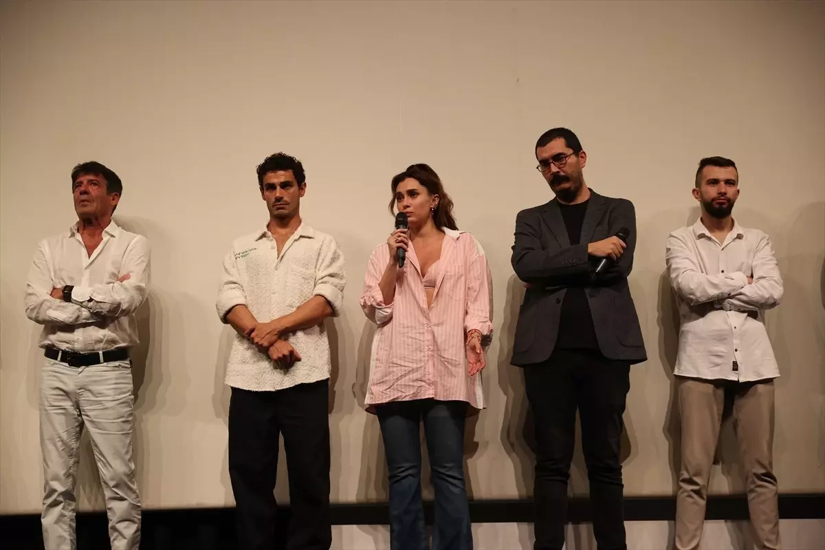 Antalya Altın Portakal\'da \'Hatırladığım Ağaçlar\' Gösterimi