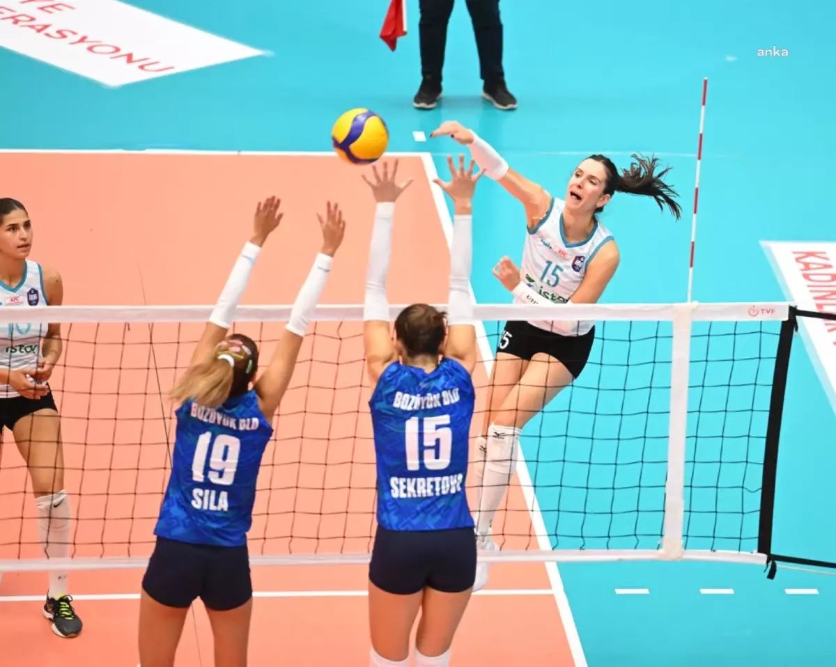 Bozüyük Kadın Voleybol Takımı'nın İlk Maçı