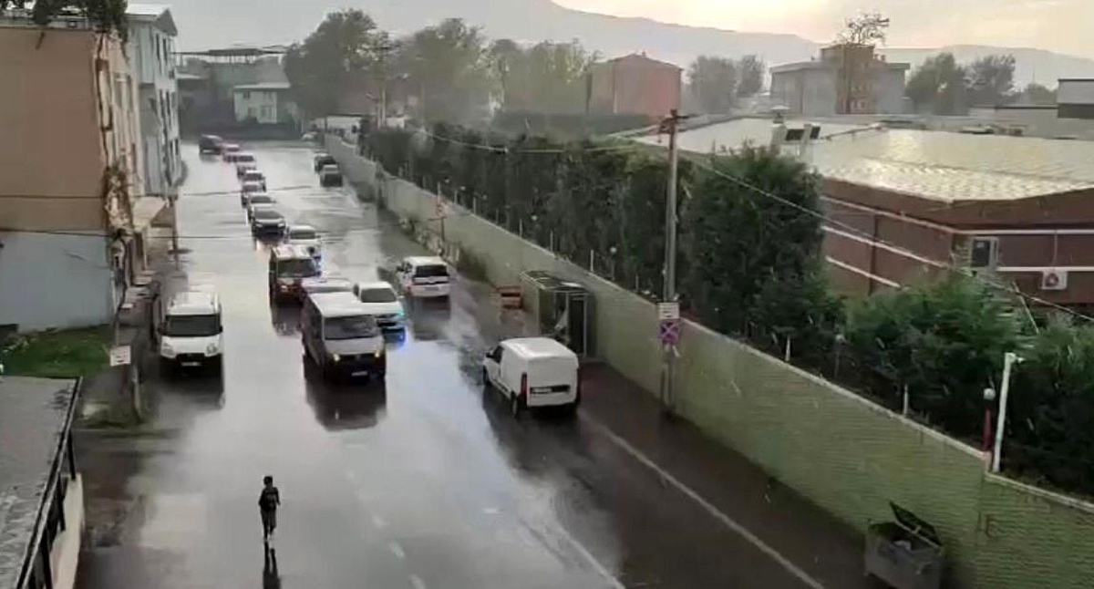 Bursa\'da Abartı Egzozlu Araç Ceza Aldı