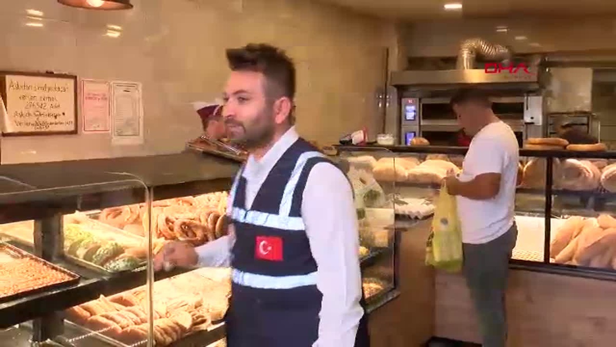 İzmir\'de Ekmek Fiyatları Denetlendi