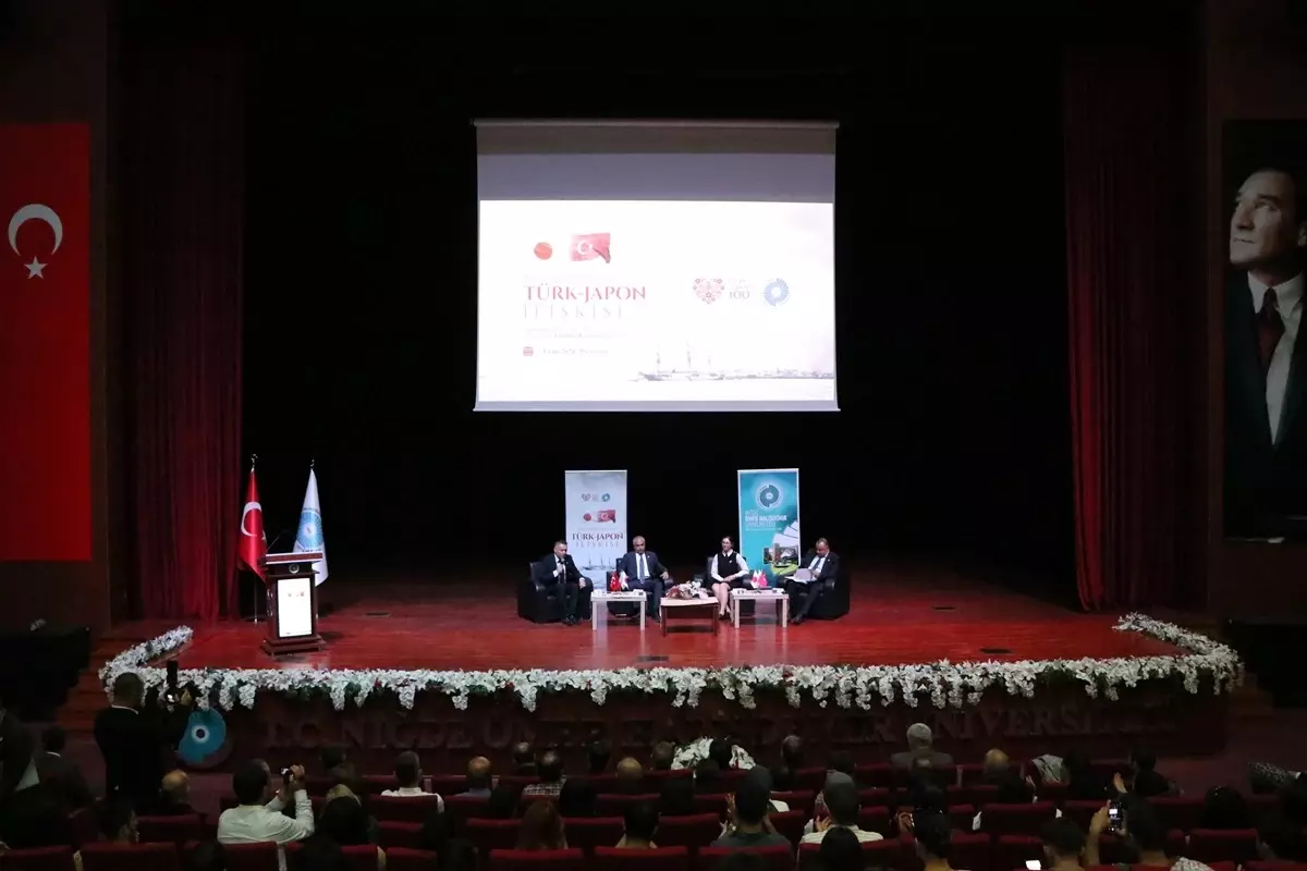 Niğde\'de "Bir Asırlık Dostluk Türk-Japon İlişkileri" Paneli düzenlendi