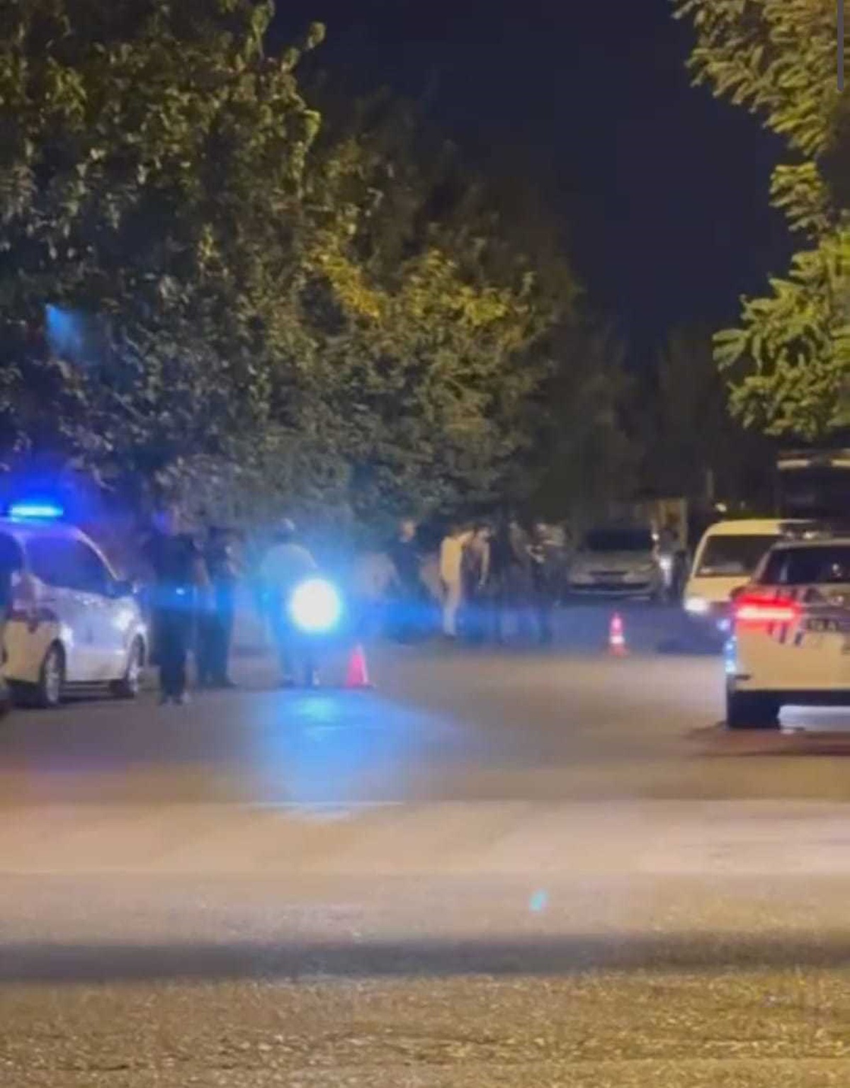 Ehliyetsiz Sürücü Polise Çarptı, Tutuklandı