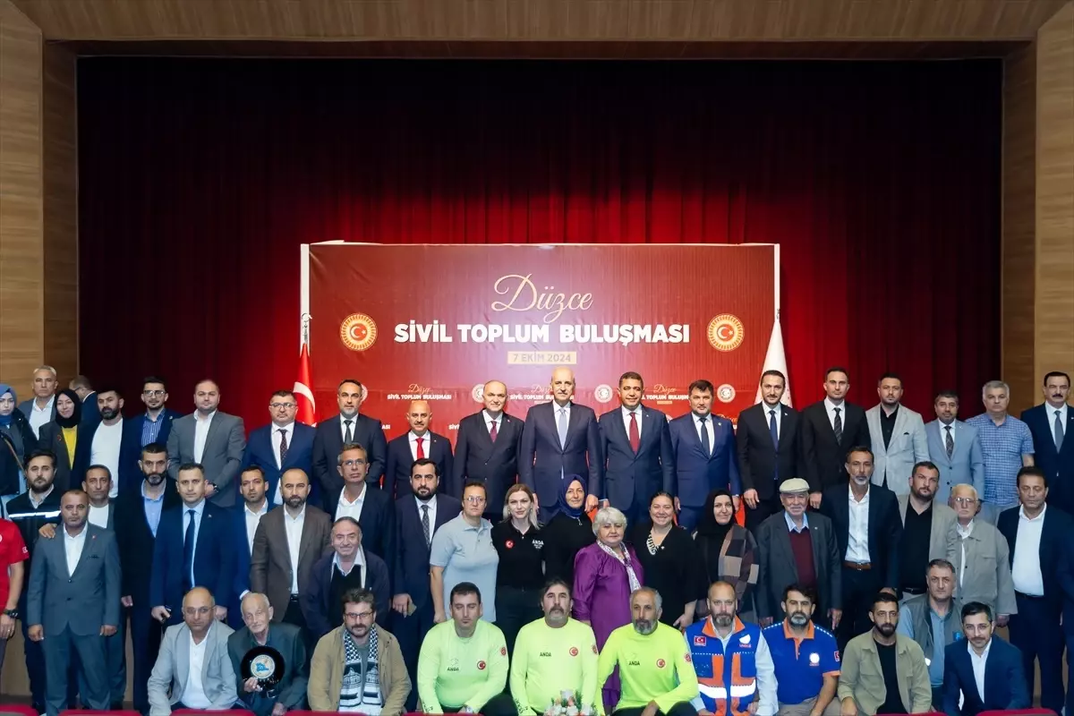 TBMM Başkanı Kurtulmuş, Düzce\'de "Sivil Toplum Buluşması" programında konuştu Açıklaması