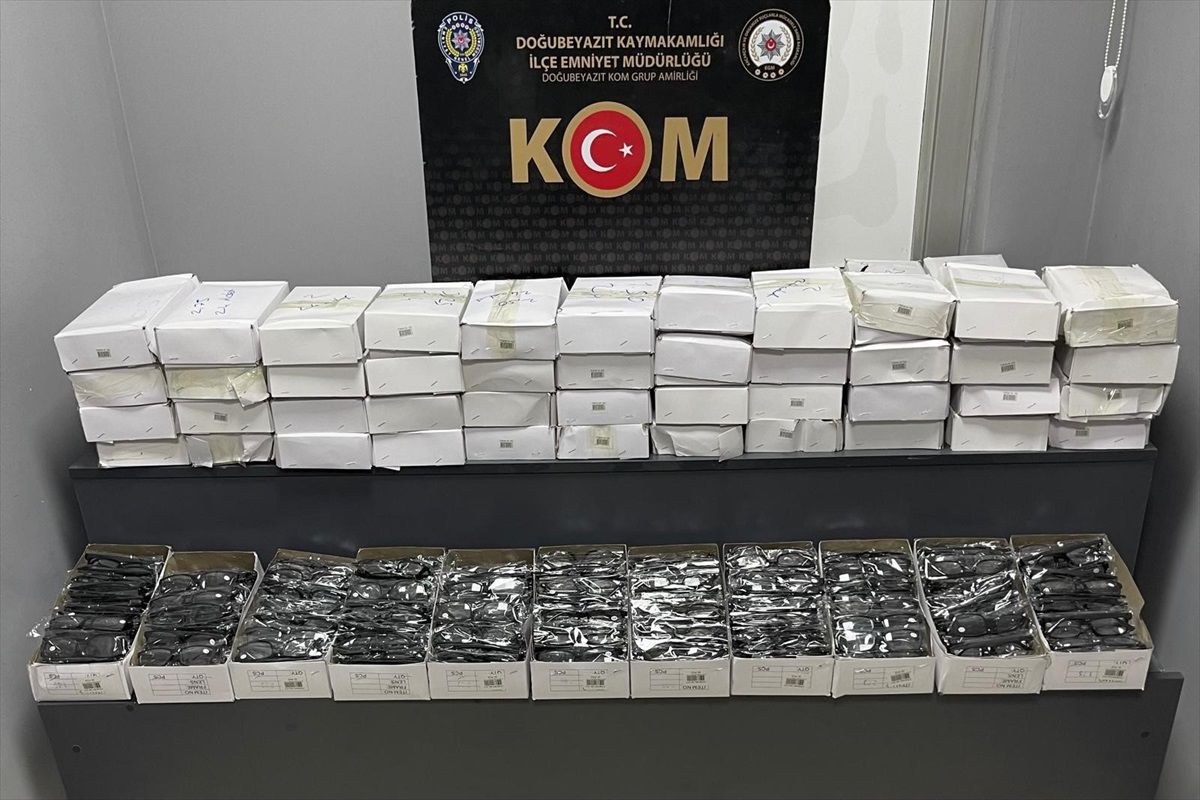 Ağrı\'da Kaçakçılık Operasyonları