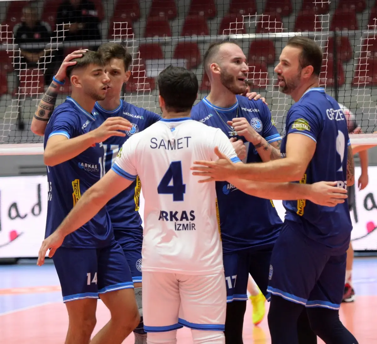 Arkas Spor, CEV Challenge Kupası\'nda Akaa Volley ile Karşılaşıyor