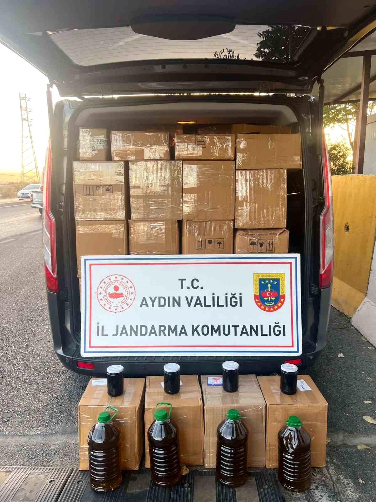 Aydın\'da Sahte Zeytinyağı ve Pekmez Ele Geçirildi