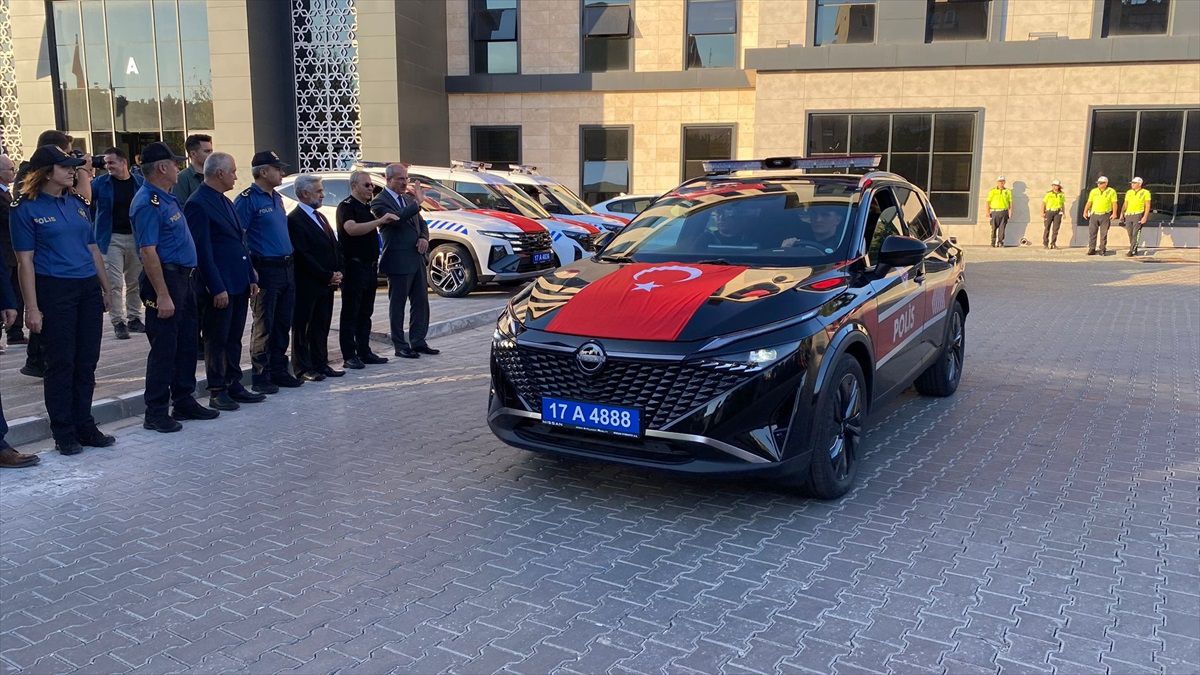 Çanakkale\'ye 10 Yeni Polis Aracı